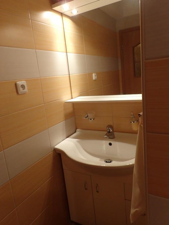 Family House - Apartmany Zuzana Stará Lesná Habitación foto